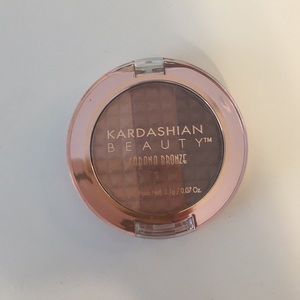 Kardashian Beauty Cabana Bronze